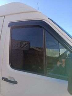Вітровики (2 шт, HIC). Mercedes Sprinter W901/902/903/904/905 1995-2006 рр. mb28 фото