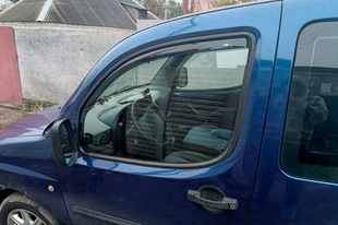 Вітровики вставні (2 шт, HIC). Fiat Doblo I 2005-2010 рр. fi04-in фото