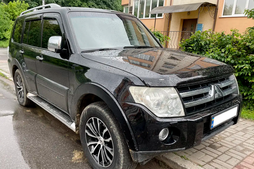 Ветровики на окна (4 шт, HIC). Mitsubishi Pajero Wagon IV 2006-2021 гг. m32 фото
