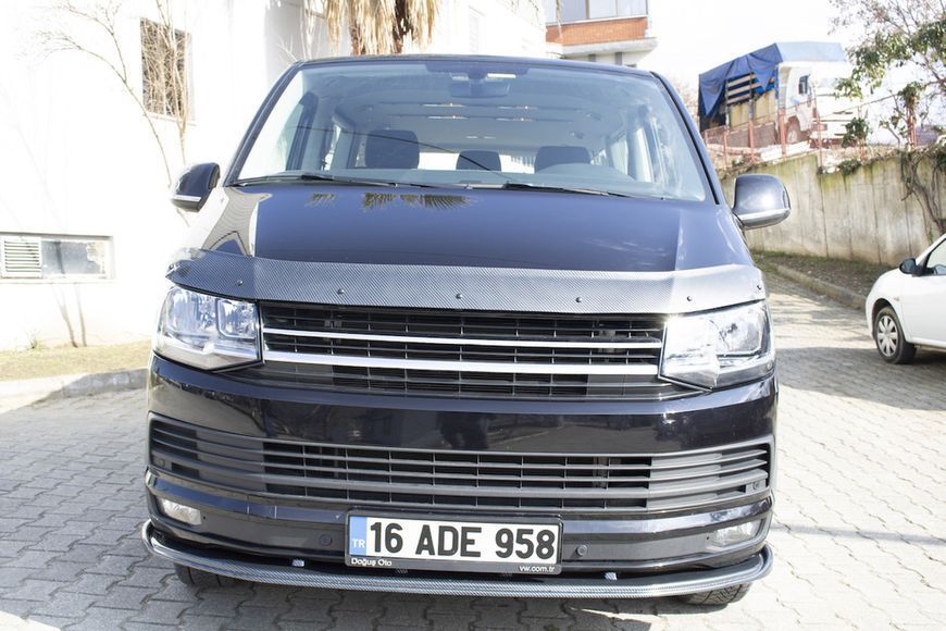 Дефлектор капоту під карбон (EuroCap). Volkswagen T6 2015-2024 рр. 8081k066car фото