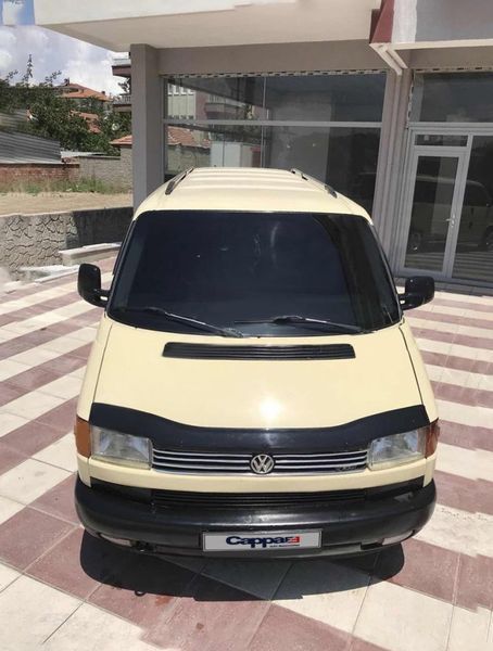Дефлектор капота (прямые фары) (EuroCap V1). Volkswagen T4 Caravelle/Multivan 1990&ndash;2003 гг. 30790895-010409-30010101 фото