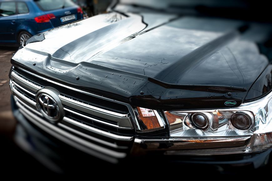 Дефлектор капота 2015+ (EuroCap). Toyota Land Cruiser 200 2007-2021 гг. 30781015-010409-30010101 фото