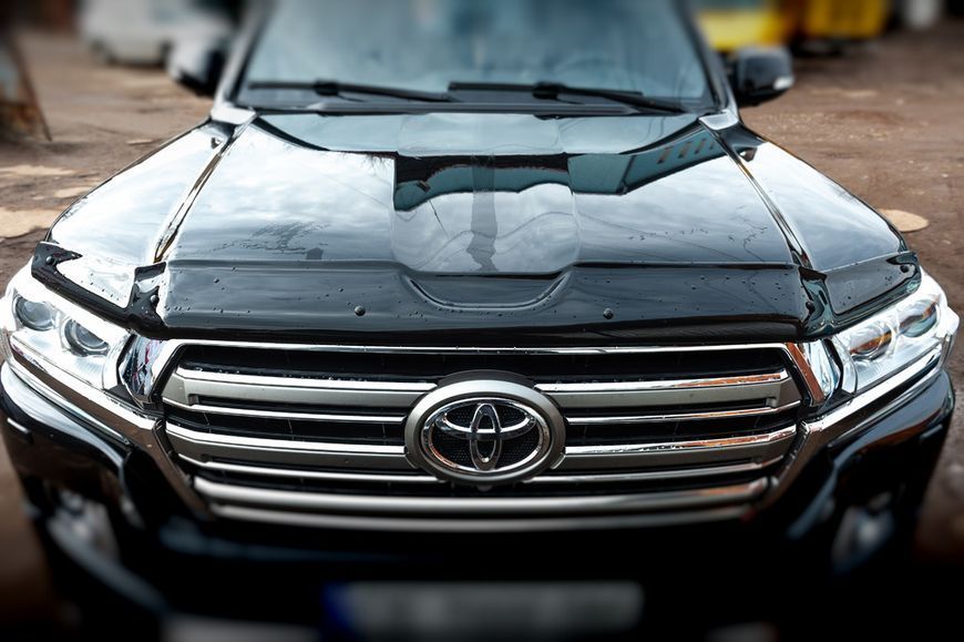 Дефлектор капота 2015+ (EuroCap). Toyota Land Cruiser 200 2007-2021 гг. 30781015-010409-30010101 фото