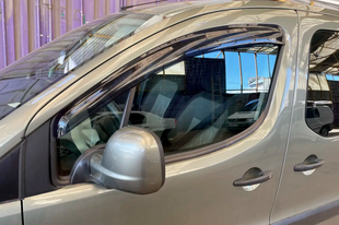 Вітровики (2 шт, HIC). Citroen Berlingo 2008-2018 рр. peu23 фото